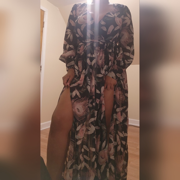 Fashion Nova Maxi Dress - Picture 2 of 12